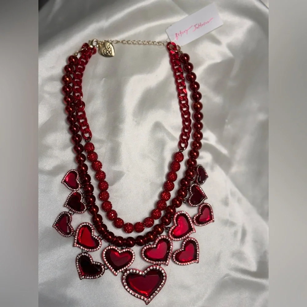 NWT❤️Betsey Johnson Red Love Spell Bib Necklace ❤️ 💎 - Picture 6 of 10